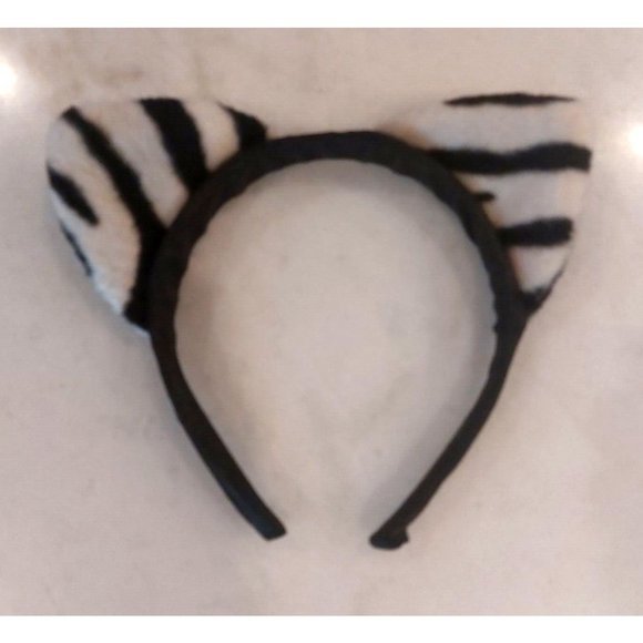 Girl's Zebra Halloween‎ 4-Piece Costume Child Medium Size 8-10. Retails for $32 - Picture 5 of 10